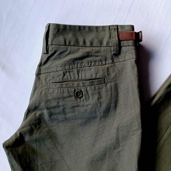 BCBG "Ambrosia" Olive Coloured Stretch Cotton Pant- Sz. 0 - Picture 9 of 11